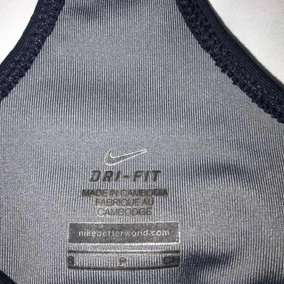 Nike woman’s  dry fit running tank top - Picture 5 of 6